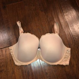 Victoria’s Secret lined demi 38DD